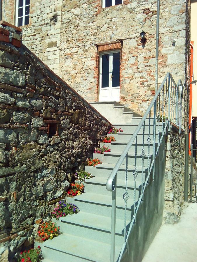Nel Colle Apartment Valdottavo Luaran gambar